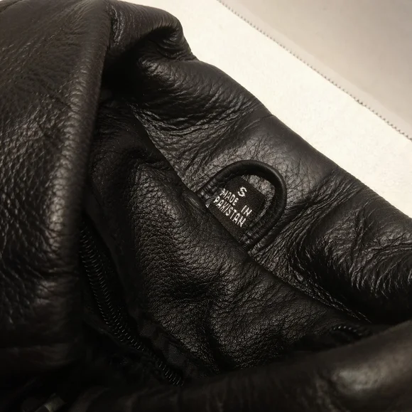 Vintage Rose authentic leather jacket SMALL size